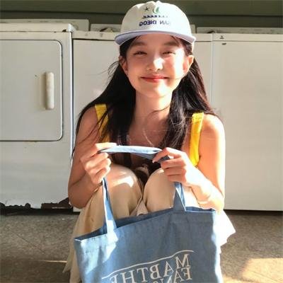 脸庞，村庄